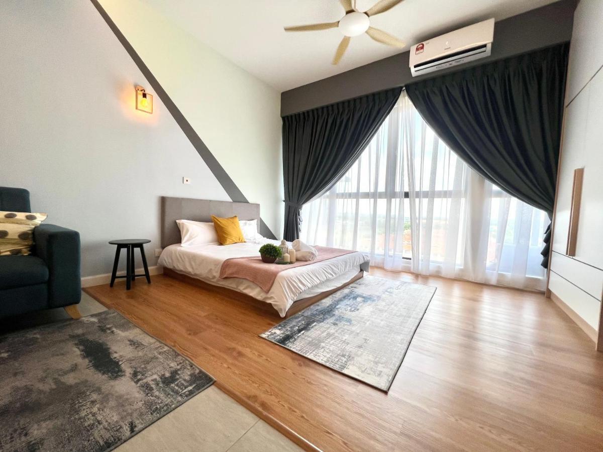 Free Parking # 2 Bed Family Bellsuite - Sepang Klia Kota Warisan Экстерьер фото