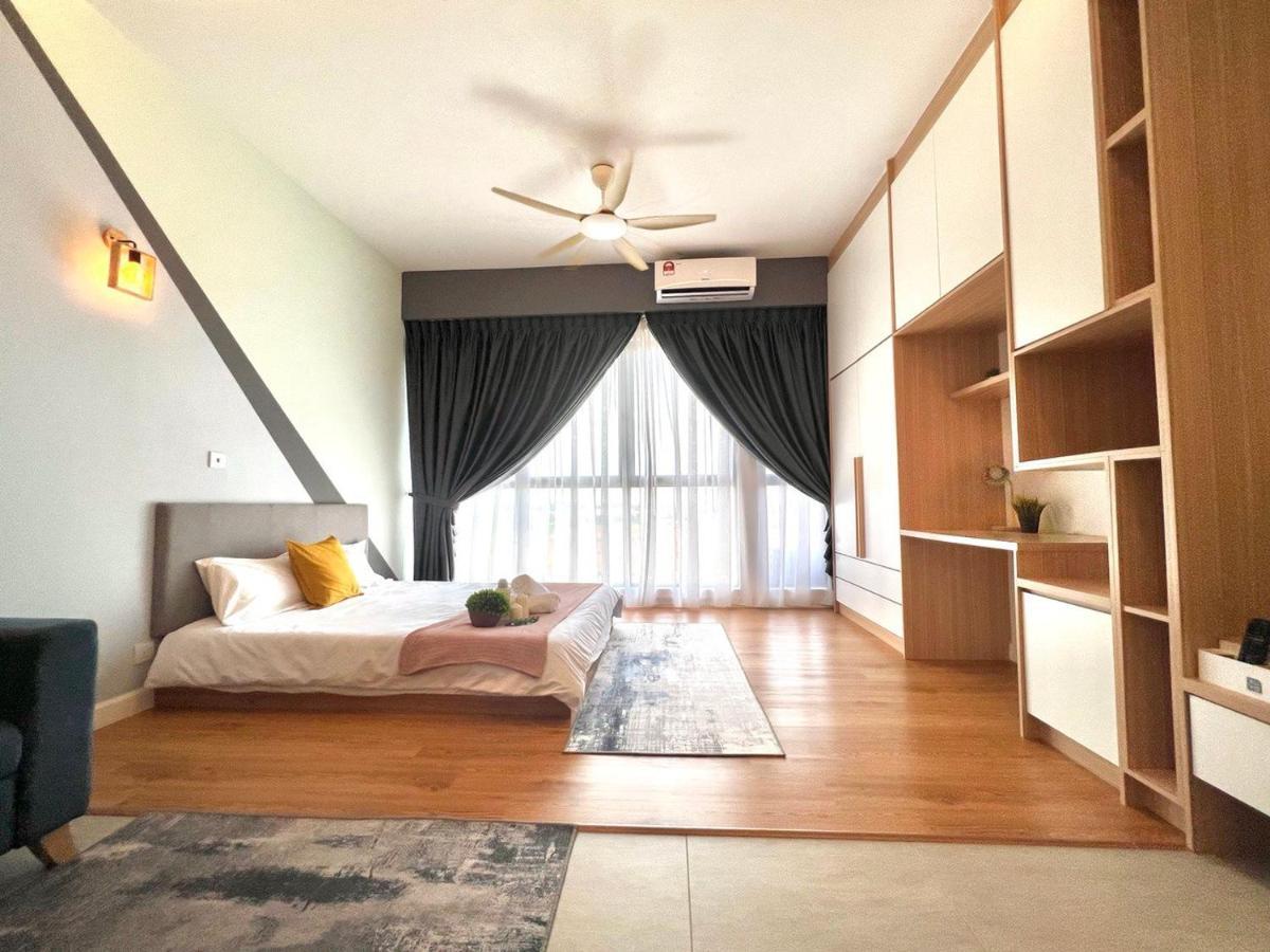 Free Parking # 2 Bed Family Bellsuite - Sepang Klia Kota Warisan Экстерьер фото