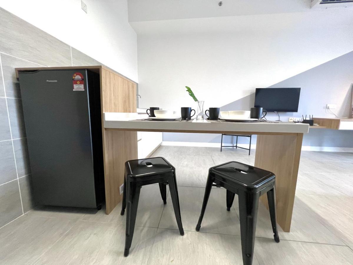 Free Parking # 2 Bed Family Bellsuite - Sepang Klia Kota Warisan Экстерьер фото