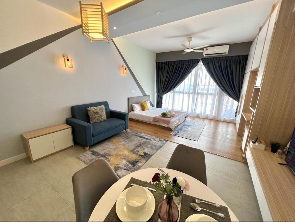 Free Parking # 2 Bed Family Bellsuite - Sepang Klia Kota Warisan Экстерьер фото
