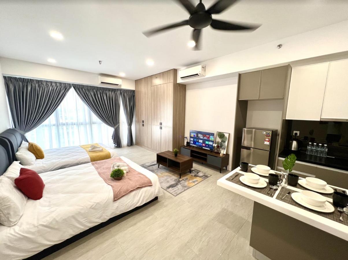 Free Parking # 2 Bed Family Bellsuite - Sepang Klia Kota Warisan Экстерьер фото